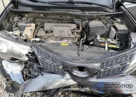 2015 Toyota Rav4 Le z USA, uszkodzony, nr VIN JTMBFREV1FD145761